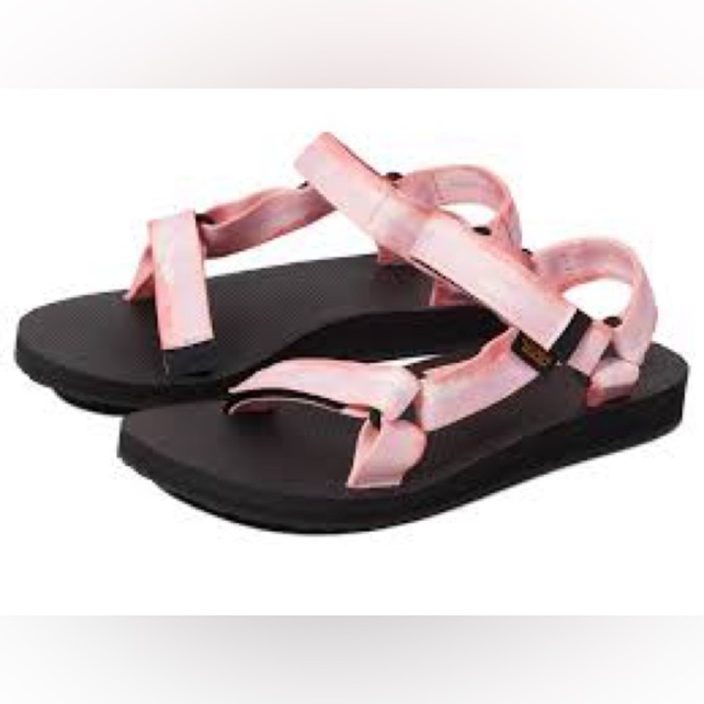 Teva Original Universal Batik Sandals Women’s Size 6 Pink